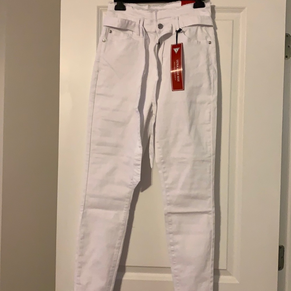 Belted high-waist Guess jeans